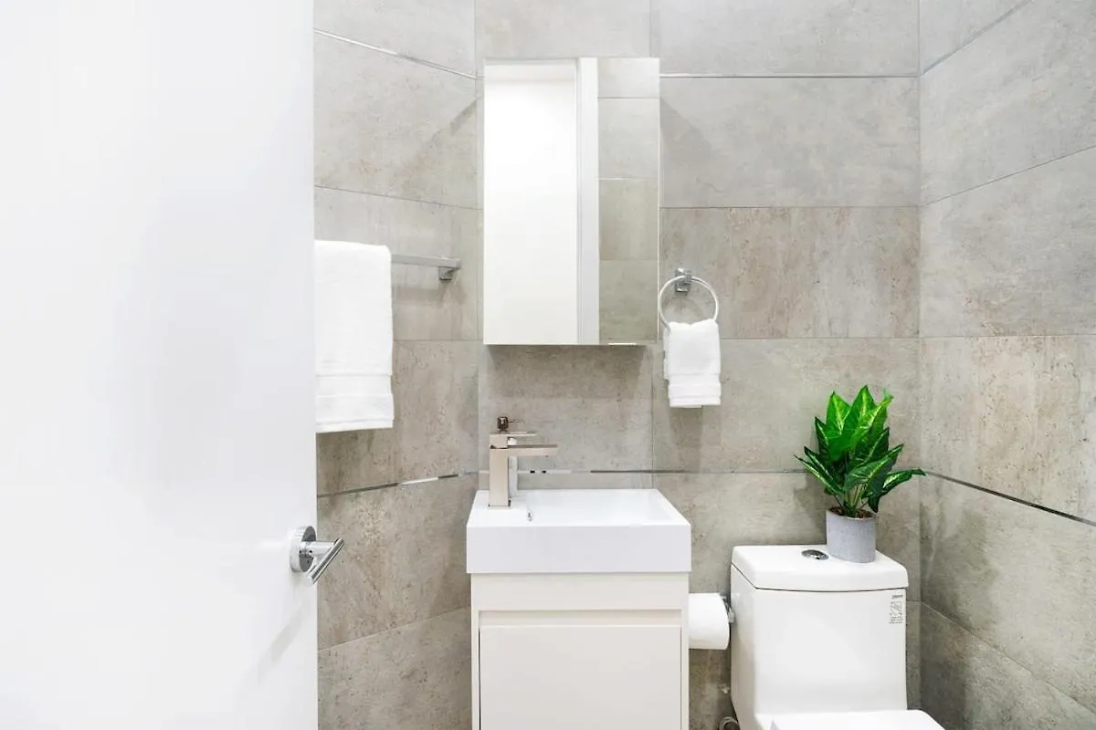 48-1Fw Newly Renovated 2Br In Midtown West Lejlighed New York