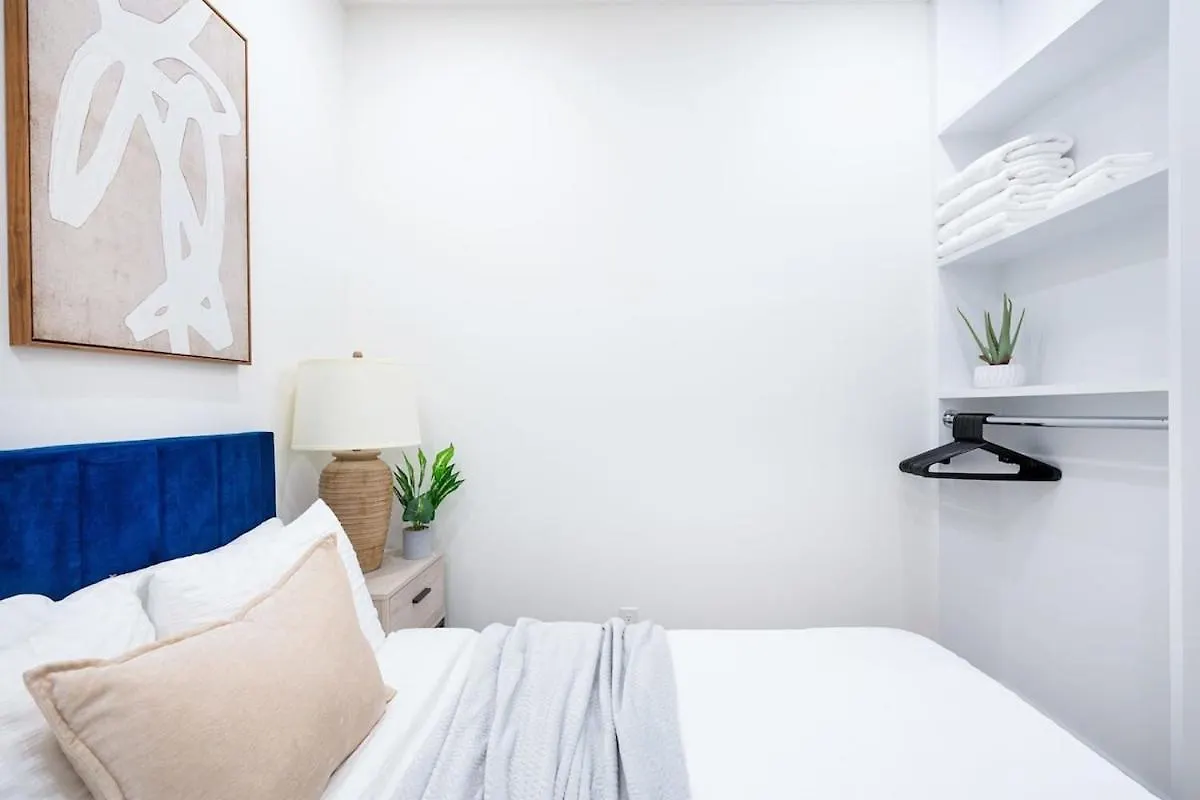 48-1Fw Newly Renovated 2Br In Midtown West Apartment New York
