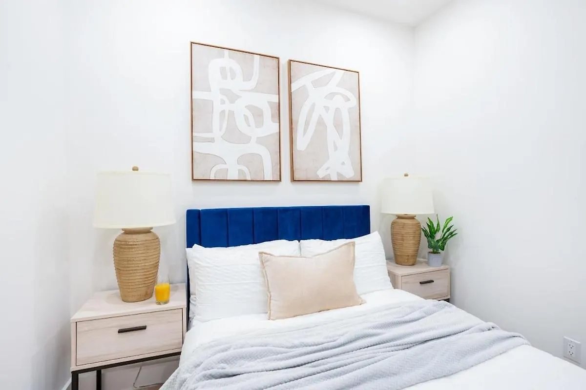 48-1Fw Newly Renovated 2Br In Midtown West Apartment New York