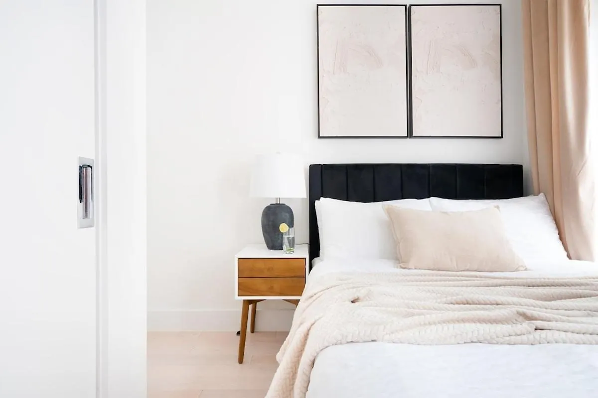 48-1Fw Newly Renovated 2Br In Midtown West Apartment New York 0*,  United States
