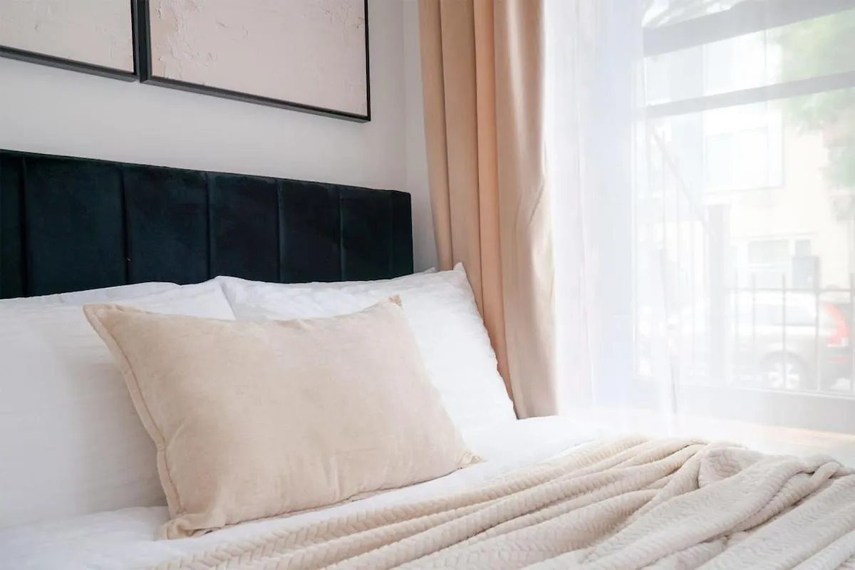 48-1Fw Newly Renovated 2Br In Midtown West Apartment New York