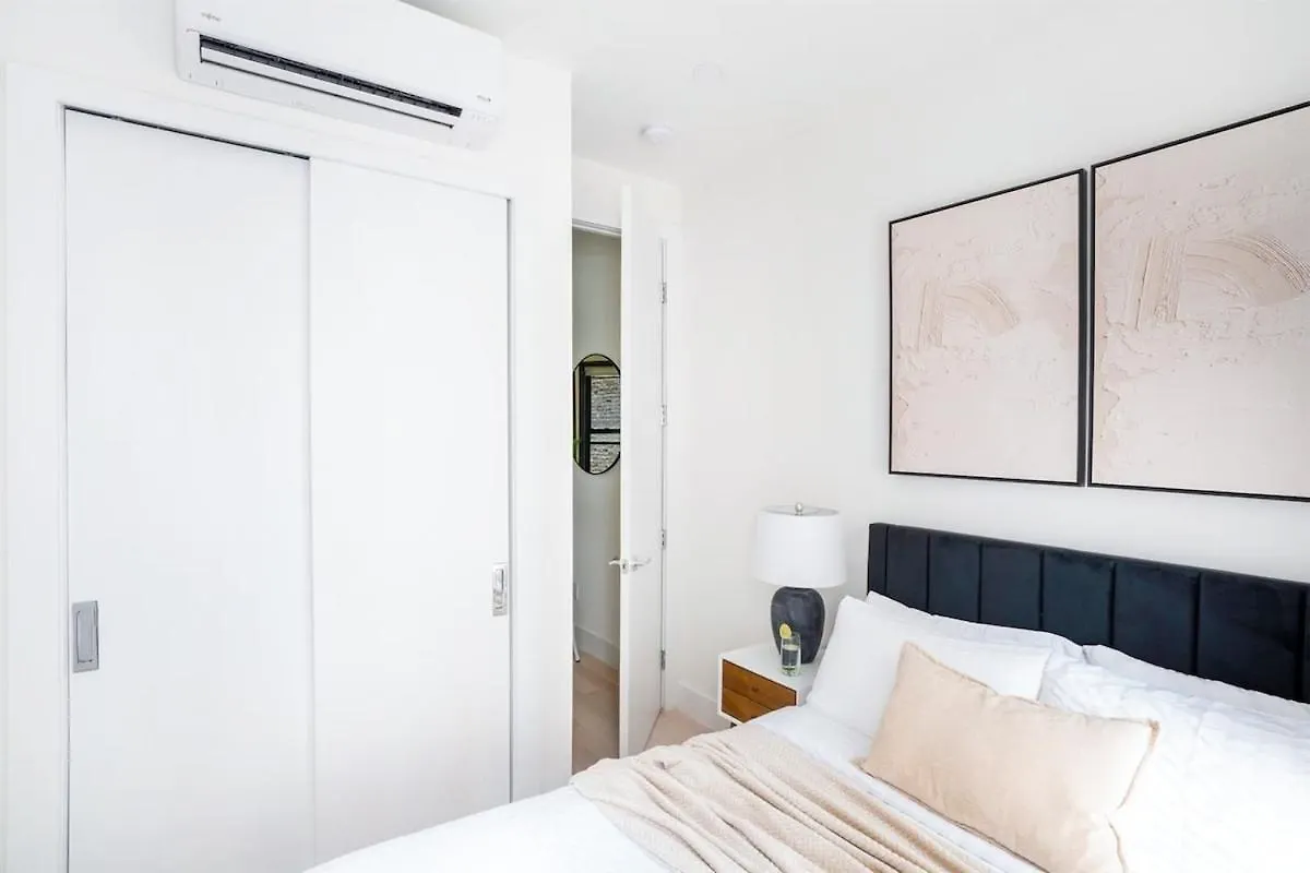 48-1Fw Newly Renovated 2Br In Midtown West Apartment New York